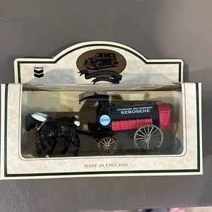 Commemorative model - horse drawn wagon